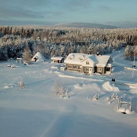Miekojaervi Resort Pello Exteriér fotografie