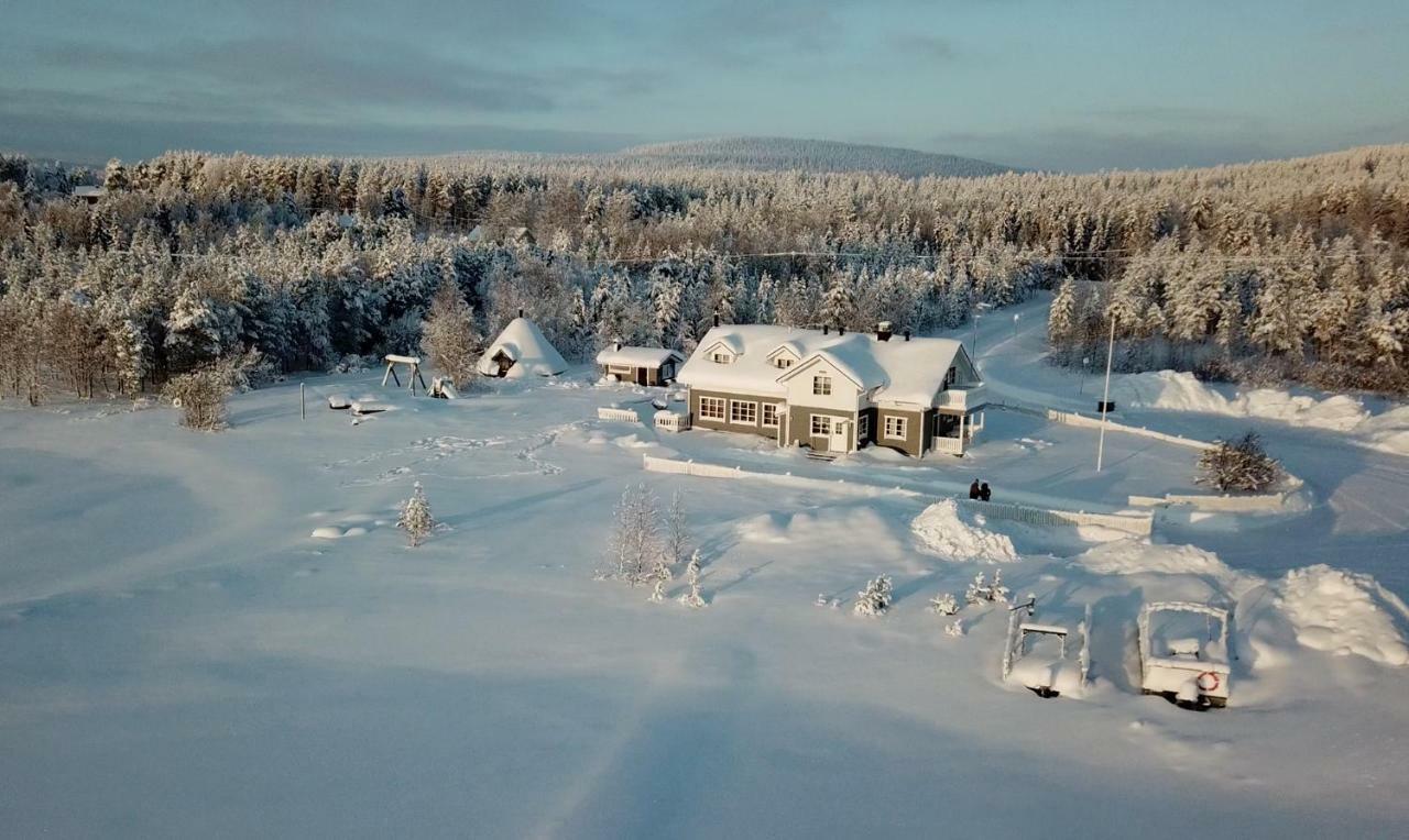 Miekojaervi Resort Pello Exteriér fotografie